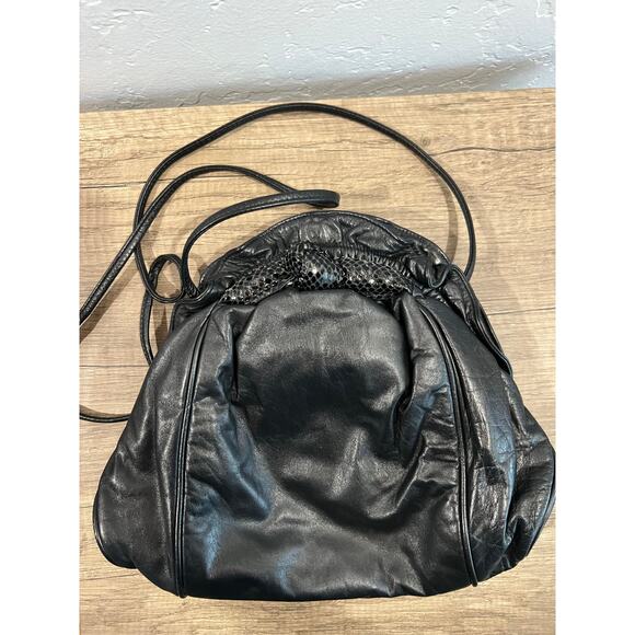 Via Spiga Black Leather Drawstring Shoulder Bag with Snakeskin Accent - Picture 7 of 11
